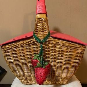 Kate Spade Picnic Basket 🥰